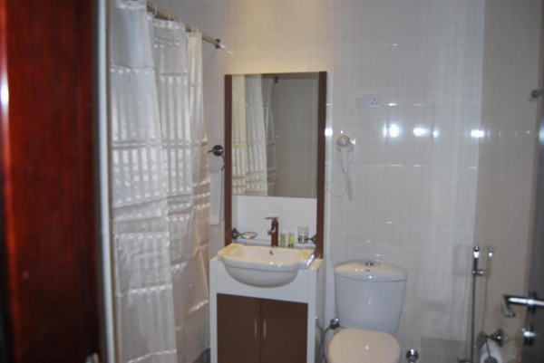 Sharjah International Airport Hotel image 7